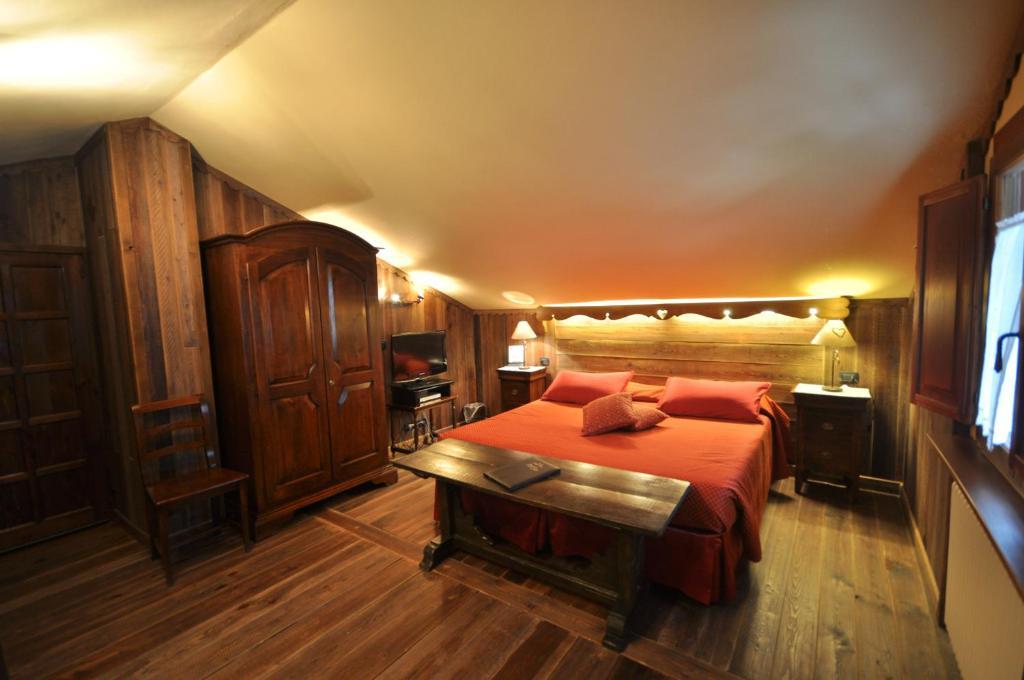 Hotel Maison Saint Jean Courmayeur Exterior photo